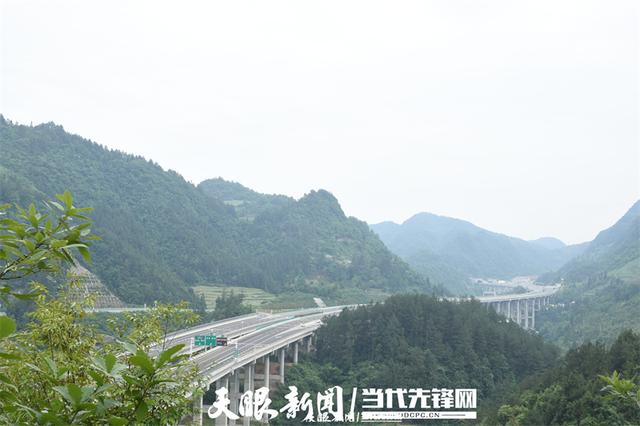 黔北好“凉”方，山村“热”起来！超过20万“候鸟式”游客涌入桐梓