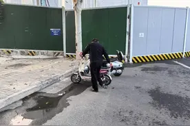 郑州高新区枫杨办事处：规范非机动车停车秩序 消除安全隐患图片