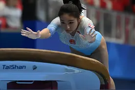 全国体操锦标赛丨刘津茹获女子跳马决赛冠军图片
