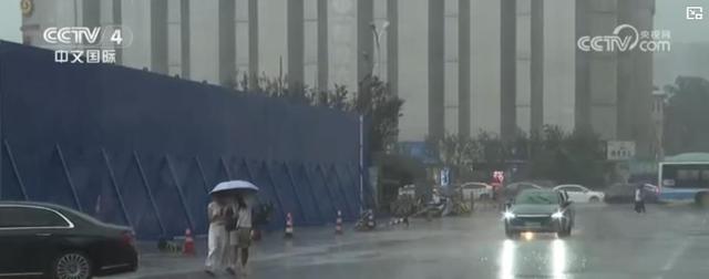 多地应对强降雨紧急转移安置群众