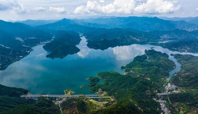 夏秋专属！千岛湖正上演一场渐变的浪漫