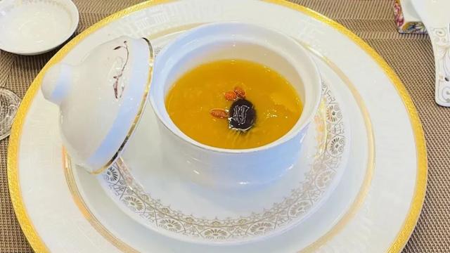 句容的外面是什么？