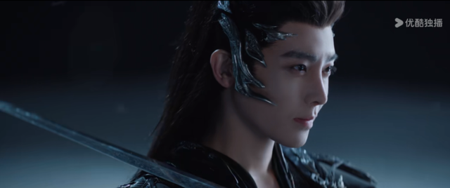 女骗子赛道，让她走通了