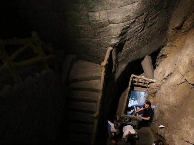 “渝超”巫溪观赛 耍事多