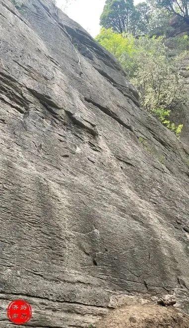 龙洞明镜台：不只有绝景！还可直通僧墓幽谷
