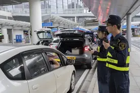 人气爆棚！港珠澳大桥珠海公路口岸入境车流刷新纪录图片