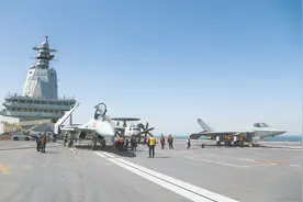 电磁弹射为福建舰带来独特能力图片