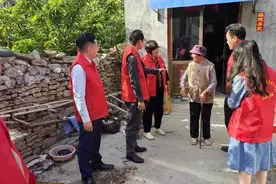 山亭区冯卯镇人大代表“网内履职、格中尽责”，畅通民意反映渠道图片