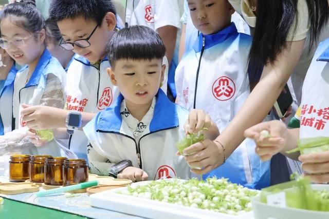 福小榕看城市丨“茉莉香韵 小玩家趣享茶”茉莉花茶文化节主题活动开展