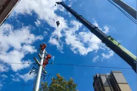 惠水县城10千伏线路火热建设中图片