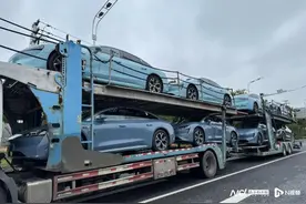 智界新S7运输途中曝光，余承东：将和Mate70同台发布图片