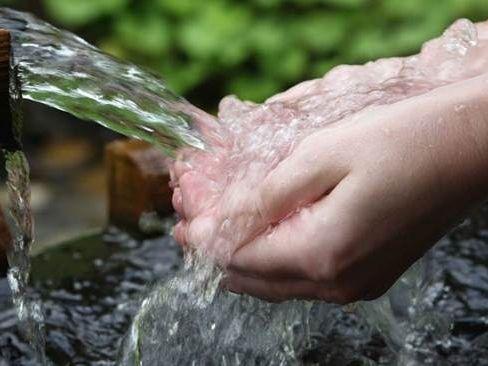 北京号最精彩 | “停车+充电”一站式服务！解锁望京南立体超充站