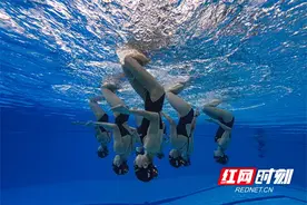 图集 | 水中芙蓉含苞待放！探班湖南省花样游泳队训练馆图片