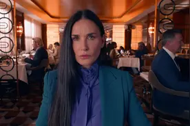 01.成龙发文悼念元奎图片