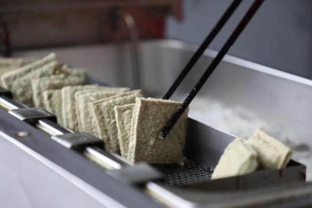 吃喝玩乐一条龙，就在金山这里→