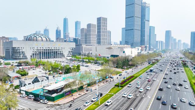 地下泉水世界什么样，他们知道 | 人文