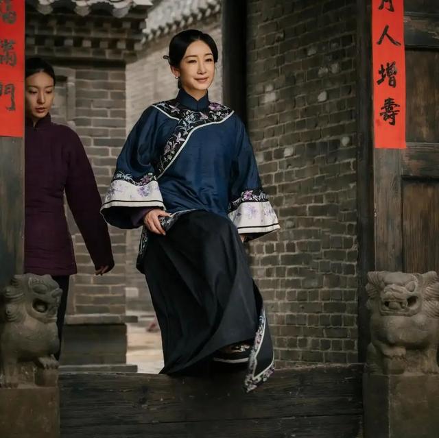 《生万物》里费左氏是真正的狠人