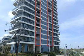 “海口一女孩台风天发视频求救”续：求救者一家平安无事  邻居回顾事发过程图片