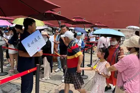 智能导览、潮汐厕位……故宫特色服务让您看得明白，玩得尽兴图片
