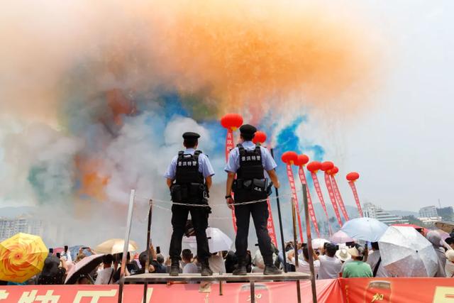 您的勋章，是西双版纳的通行证 | 2025-2026，国家A级旅游景区致敬人民警察（第一批）