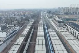 郑开城际铁路全线贯通运营图片