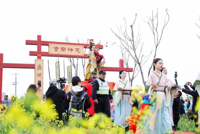 投票啦！国际邮轮旅游度假区、顾村夜集市、巧克力博物馆……宝山区22个案例入围“15分钟社区生活圈”优秀案例