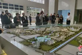 马来西亚马六甲州元首盼共享海南自贸港发展机遇图片