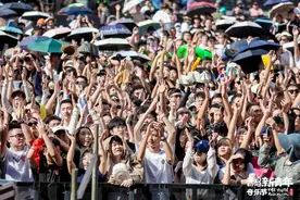 新青年，爱了│ ④从潍坊到青岛，听赵雷忠实粉再次缘聚“新青年”的故事…图片