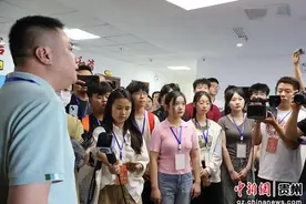 贵州高招录取开放日：考生吃下“定心丸”图片