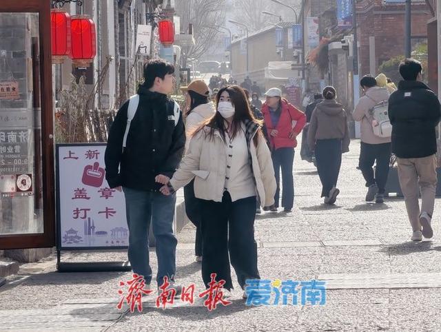 一年四季 泉在济南丨17℃的冬日，唤醒一条老街