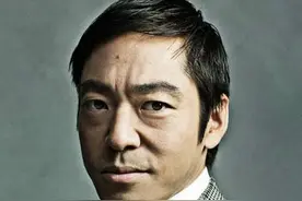 「脱胸罩揉奶」性骚消失3年！香川照之主演新剧正式复出：很感谢图片