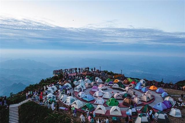 湖湘十大避暑名山之八面山游玩攻略——在云端草原 享20℃的盛夏