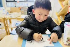 幼儿园孩子们研究了小耳朵，原来有大作用图片