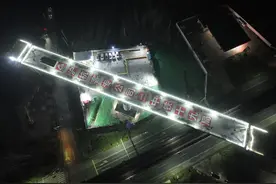 沪宁合高铁六合特大桥跨地铁万吨连续梁成功转体图片