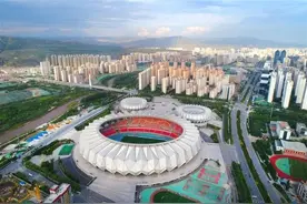 今日，高原足球盛宴开启图片