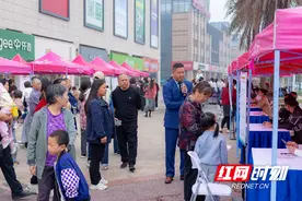 “职”等你来 长沙这个社区将招聘会开在了“家门口”图片