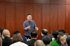 胖东来“不允许员工靠父母买房买车”管太宽了吗？专家解读图片