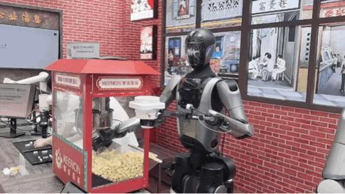 不管你来不来32°的上海逛WAIC，都需要这份探展指南