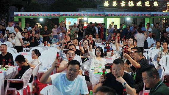 景区“第二现场”就绪！啤酒、美食、海鲜、烟花……“苏超”之夜快乐加倍
