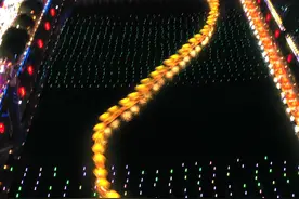 一河夜色起 客从八方来#图片