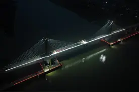 合新高铁淮河特大桥贯通图片