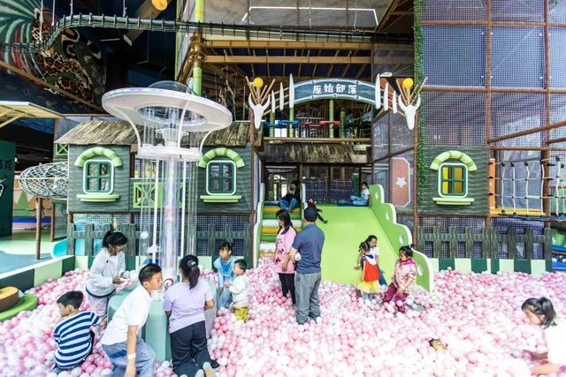 冬日亲子撒欢指南！在河北崇礼解锁带娃好去处