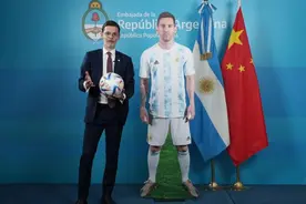 “一带一路”专访｜阿根廷驻华大使牛望道：缩短“最远距离”的最好方式是文化交流图片