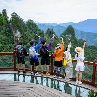 喜报！光雾山景区获评“2025年川渝体育旅游精品景区”