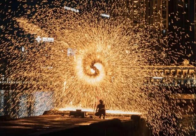 十一来宜都！看烟花秀、打铁花、万株菊花……