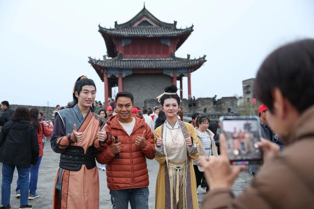 大型演唱会赋能 影视热化为旅游热 ——襄阳文旅融合绘就发展上行线