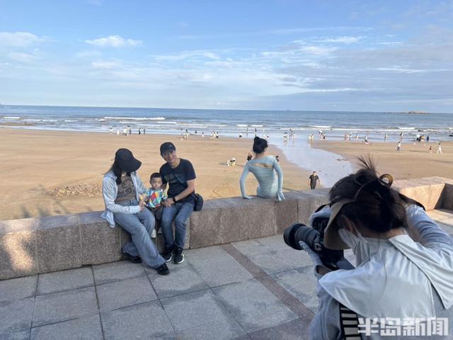 海边漫步过周末