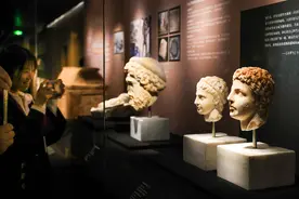 中欧青铜时代神武门对望，172件文物上演希腊神话图片