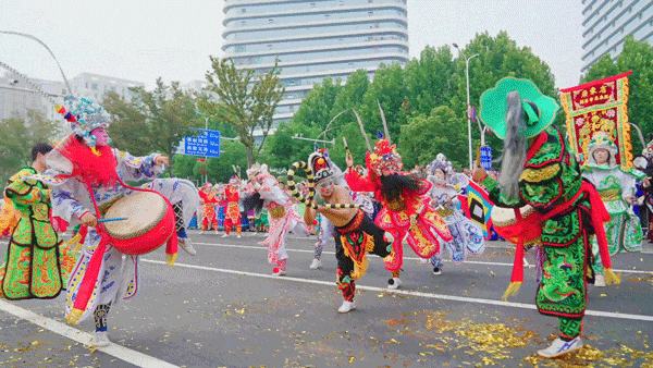 今天的光谷，来了1亿人！
