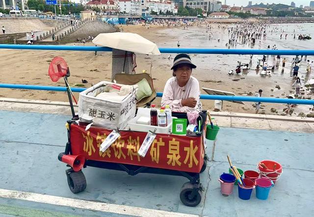 跳海救人的青岛“玉米阿姨”发声